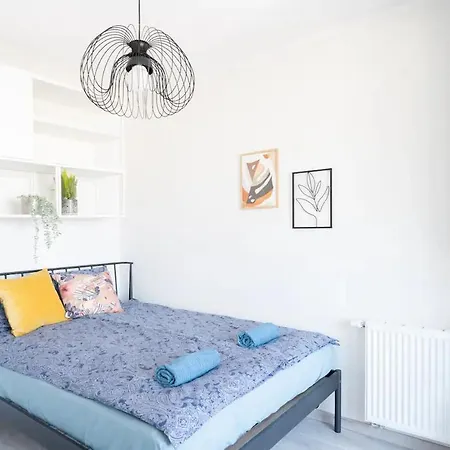 Golden - Cozy And Bright - Old Town&opolska Apartment *
